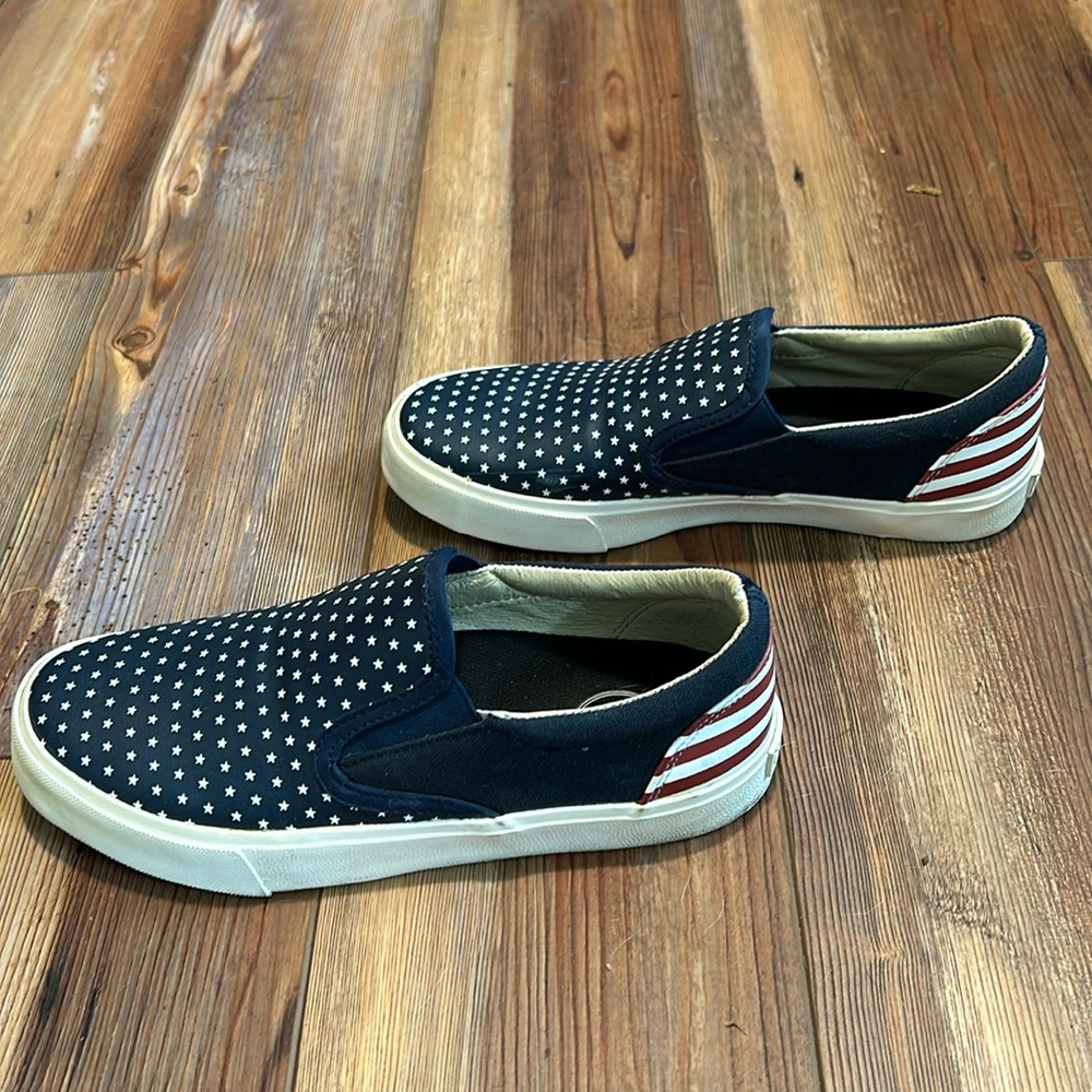 Red, white, and blue flats by inkkas